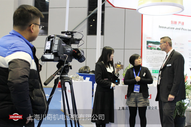 品質(zhì)欄目組現(xiàn)場采訪Diebold海外銷售技術(shù)總監(jiān)Anton Ebenh&ouml;ch先生